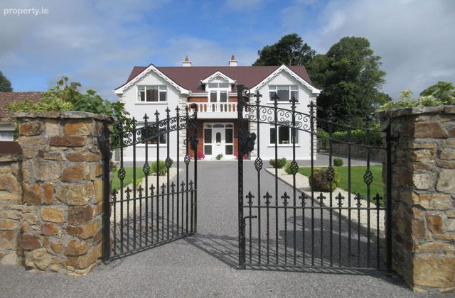 Killuppaun, Ahascragh, Ahascragh, Co. Galway - Click to view photos