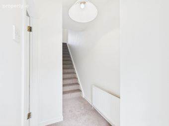 7 Meadowcourt, Ennis, Ennis, Co. Clare - Image 5