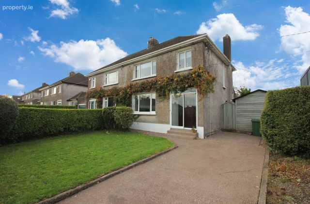17 Linden Avenue, Beaumont, Ballintemple, Co. Cork - Click to view photos
