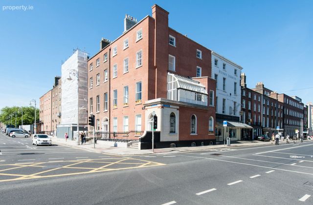 95 Merrion Square West, Dublin 2 - Click to view photos