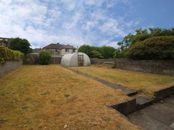 7 Rosegreen Avenue, Beaumont, Ballintemple, Co. Cork - Image 2
