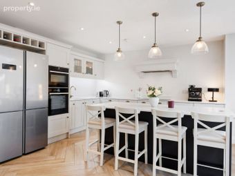 5 Sandyford Village, Sandyford, Dublin 18 - Image 5