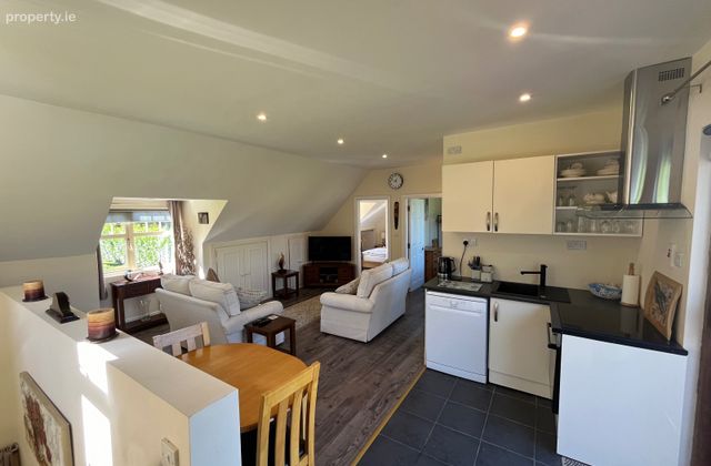 Lisnagry Limerick, Lisnagry, Co. Limerick - Click to view photos