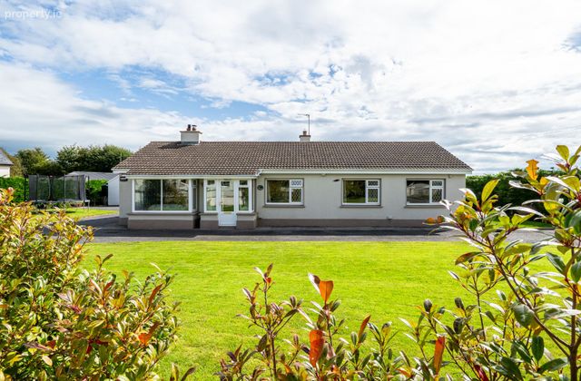 The Bog Road, Crannagh, Summerhill, Drum, Co. Roscommon - Click to view photos
