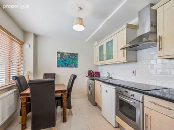 34 Lissadel Wood, Swords Road, Malahide, Co. Dublin - Image 2