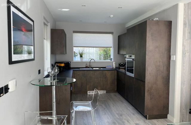Highgate House, Mansfield Land, Kinsale, Co. Cork, Kinsale, Co. Cork - Click to view photos