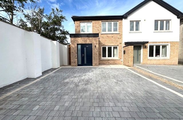 Kingsbry, Maynooth, Co. Kildare, Maynooth, Co. Kildare - Click to view photos