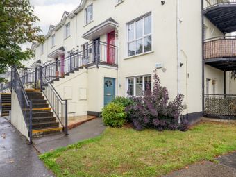 104 Holywell Wood, Swords, Kinsealy, Co. Dublin - Image 2