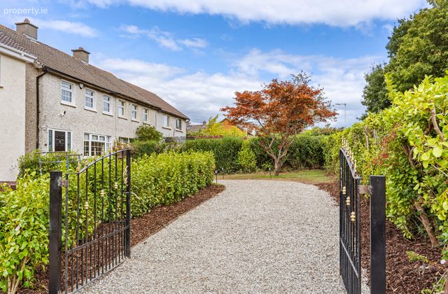 72 Ashlawn Park, Ballybrack, Co Dublin, Ballybrack, Co. Dublin - Click to view photos