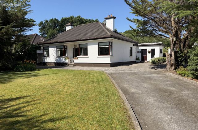 Parkroe, Ardnacrusha, Co. Clare, Ardnacrusha, Co. Clare - Click to view photos