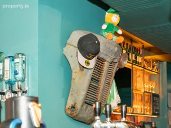 Paddy The Farmers, 15 Old Blackrock Road, Blackrock, Co. Cork - Image 2