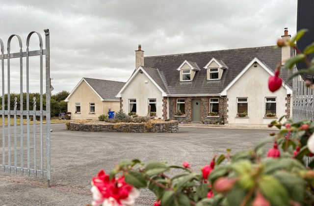 Belville, Freshford, Clonmantagh, Co. Kilkenny - Click to view photos