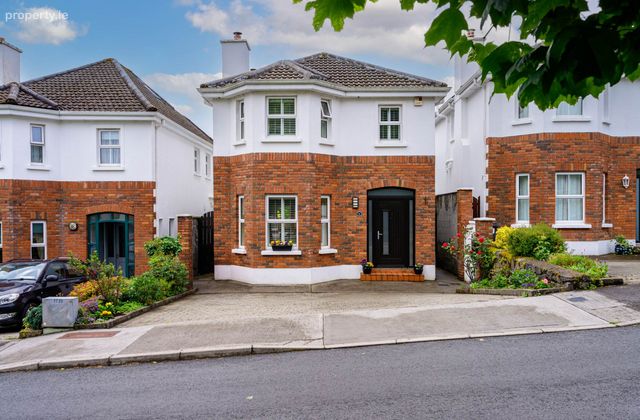 4 Dun Daingean, Newcastle, Galway, Co. Galway, Newcastle, Co. Galway - Click to view photos