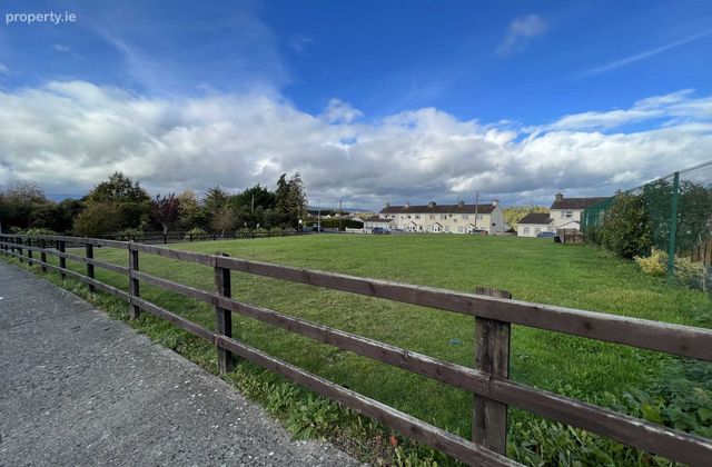 Site, Lady`s Abbey, Ardfinnan, Co. Tipperary, Ardfinnan, Co. Tipperary - Click to view photos