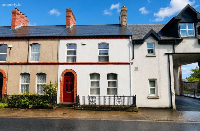 4 Arravale Terrace, Galbally Road, Tipperary Town, Co. Tipperary - Click to view photos