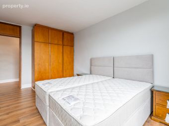 Apartment, Fortwilliam, Mount Merrion Avenue, Stillorgan, Co. Dublin - Image 5