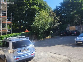 Apartment 25, Mobhi Court, Drumcondra, Dublin 9 - Image 2