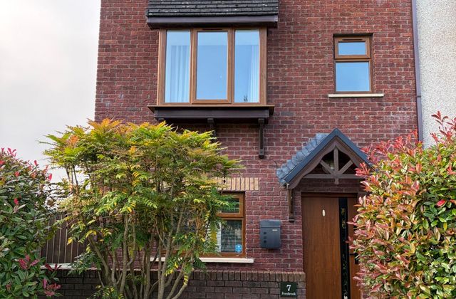 7 Fernbrook, Castlelake, Carrigtwohill, Co. Cork - Click to view photos
