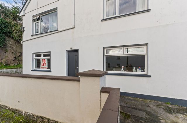 Conlin Road, Killybegs, Killybegs, Co. Donegal - Click to view photos