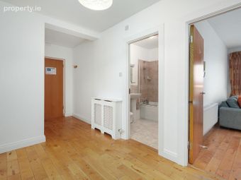 Apartment 30, West Courtyard, Tullyvale, Cabinteely, Dublin 18 - Image 2