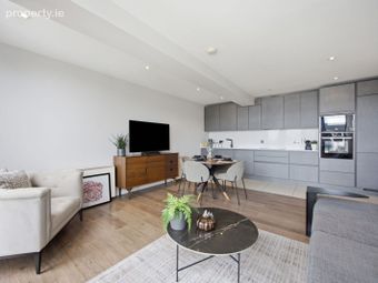 105 The Marker Residences, Grand Canal Dock, Dublin 2 - Image 5
