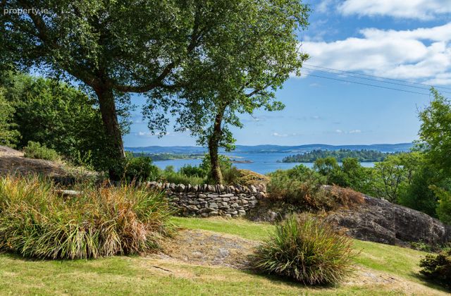 Mounteensudder, Glengarriff, County Cork P75 Xn30, Glengarriff, Co. Cork - Click to view photos
