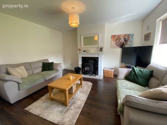 16 Derravaragh Court, Castlepollard, Castlepollard, Co. Westmeath - Image 2
