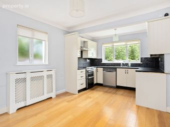 1 Ballymany Manor, Newbridge, Co. Kildare - Image 4