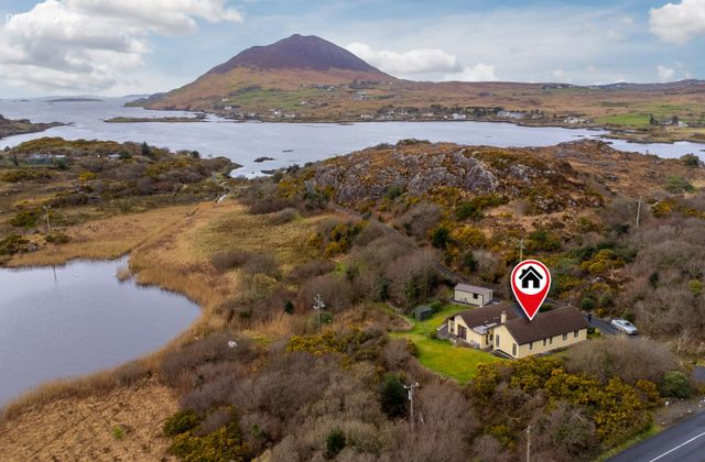 Lake Cottage, Dawros More, Letterfrack, Co. Galway - Click to view photos