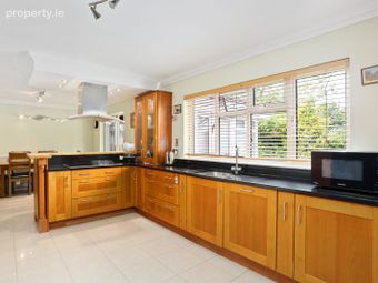 13 Riverside Park, Newbridge, Co. Kildare - Image 4