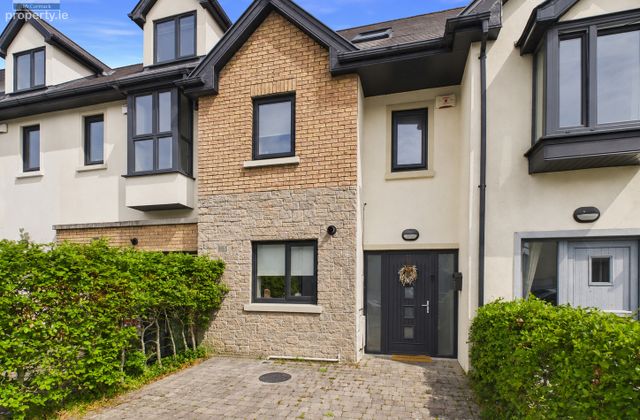 21 Alexandra Park, Clane, Co. Kildare, Clane, Co. Kildare - Click to view photos
