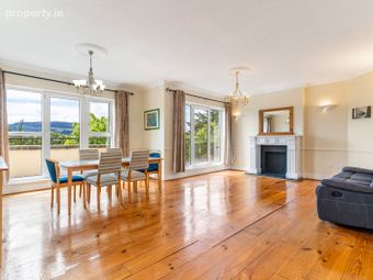Penthouse, 118 Galloping Green, Stillorgan Road, Blackrock, Co. Dublin, Galloping Green, Co. Dublin - Image 2