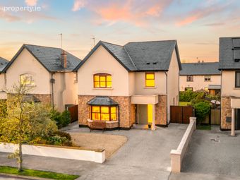 2 The Square, Walshestown Park, Newbridge, Co. Kildare, Newbridge, Co. Kildare