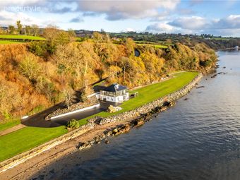 Bankhead, Tullyally, Redcastle, Co. Donegal, Redcastle, Co. Donegal