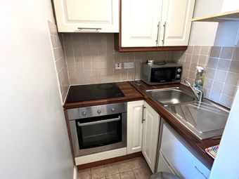 Flat 5, 37 Charleston Road, Ranelagh, Dublin 6 - Image 5