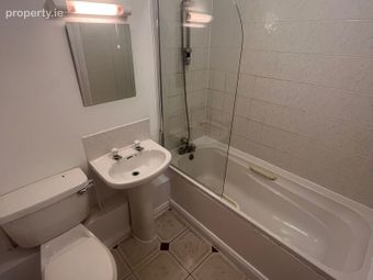 Apt 128, Inishtrahull, Custom House Harbour Apartments, D01 Hp98, IFSC, Dublin 1 - Image 5