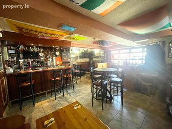 Garveys Dew Drop Inn, Market Square, Charlestown, Co. Mayo, Charlestown, Co. Mayo - Image 4