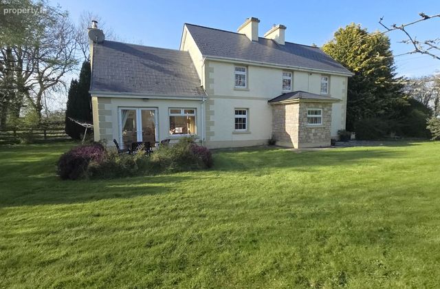 Grange, Turloughmore, Co. Galway, Cregmore, Co. Galway - Click to view photos