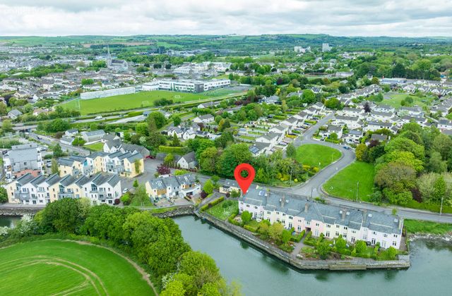 10 The Granary, Bailick Road, Midleton, Co. Cork - Click to view photos