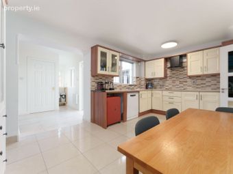 11 Whitechurch Grove, Dublin 16, Ballyboden, Dublin 16 - Image 4