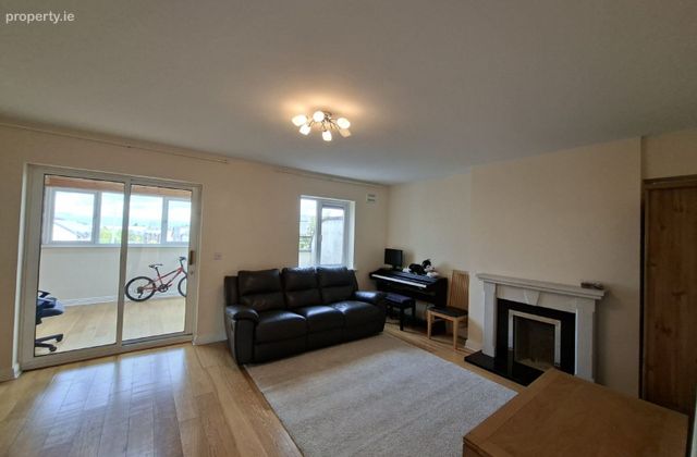 Carrig Court, Saggart, Co. Dublin, Citywest, Co. Dublin - Click to view photos