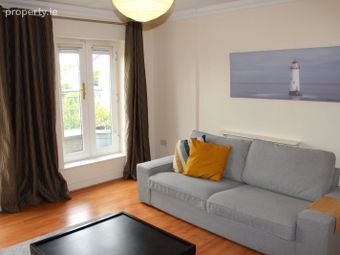 83 Bantry Square, Waterville, Dublin 15