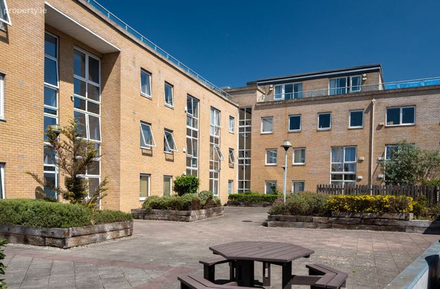 152 The Tramyard, Inchicore, Dublin 8 - Click to view photos