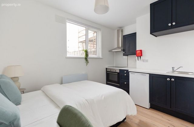 Flat 2, 37 Herberton Park, Rialto, Dublin 8 - Click to view photos