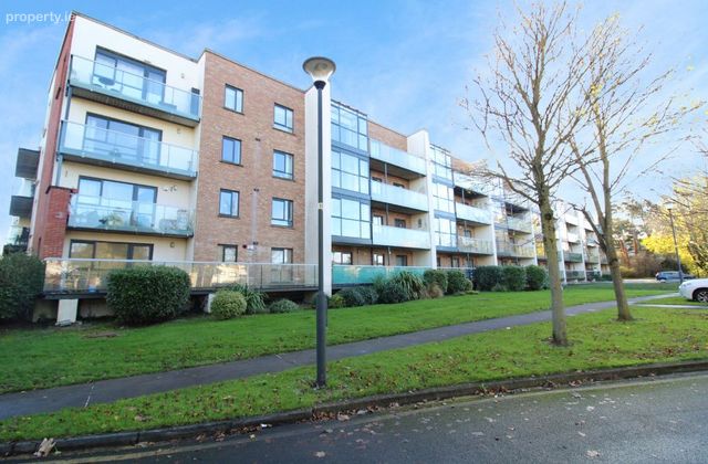 6 Whatley Hall, Archerswood, Clonee, Dublin 15 - Click to view photos