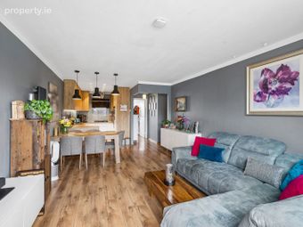 Apartment 102, Belarmine Plaza, Stepaside, Dublin 18 - Image 5