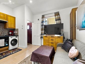 25 Rutland Cottages, Dublin 1 - Image 3