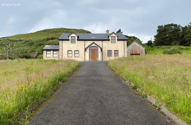 Croaghlin, Teelin, Carrick, Co. Donegal, Teelin, Co. Donegal - Click to view photos
