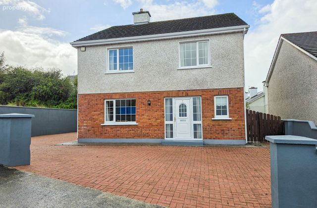 9 Cherrington Place, Castlebar, Co. Mayo - Click to view photos