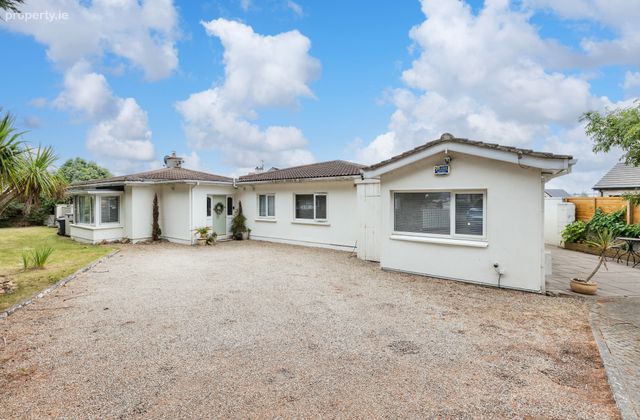 Carrig Ban, Ballykea, Loughshinny, Co Dublin, Loughshinny, Co. Dublin - Click to view photos